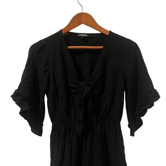 Express black tie‎ front romper. Size xs - Picture 2 of 6